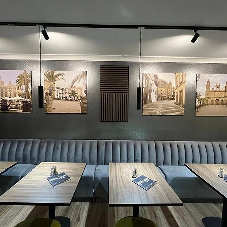 Las Palmas Rooms Štúrovo Zewnętrze zdjęcie