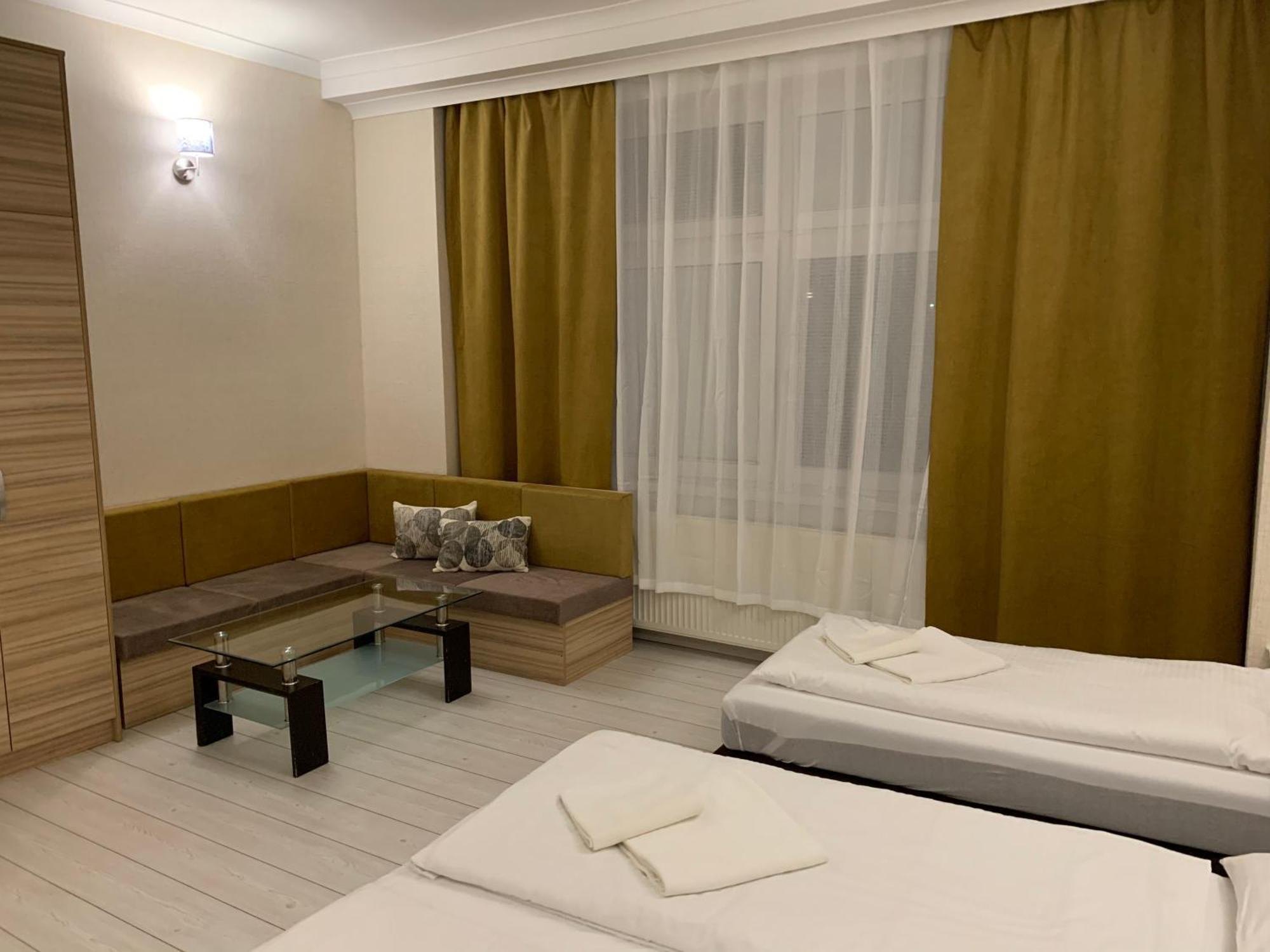 Las Palmas Rooms Štúrovo Pokój zdjęcie