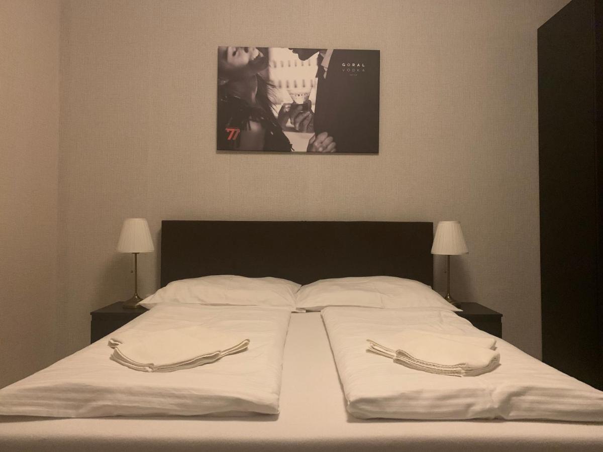 Las Palmas Rooms Štúrovo Zewnętrze zdjęcie